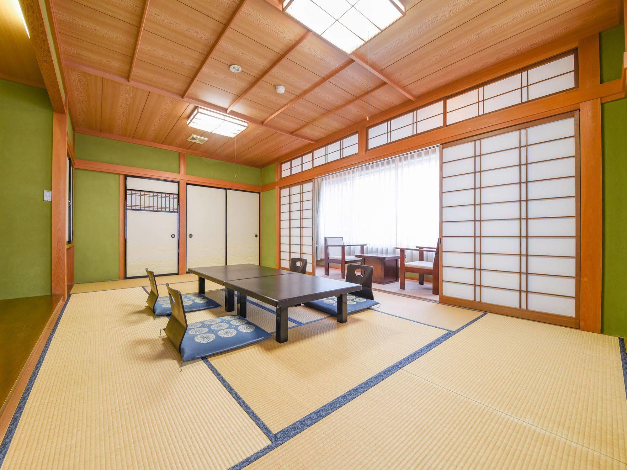 Aihokan Takayama  Exterior photo